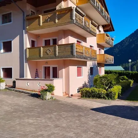 Daniela Dolomiti.